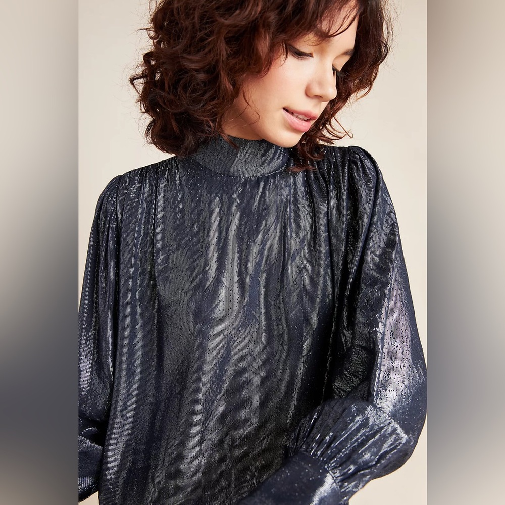 ANTHROPOLOGIE Velvet by Graham & Spencer Chantel Metallic Silver Blouse Large